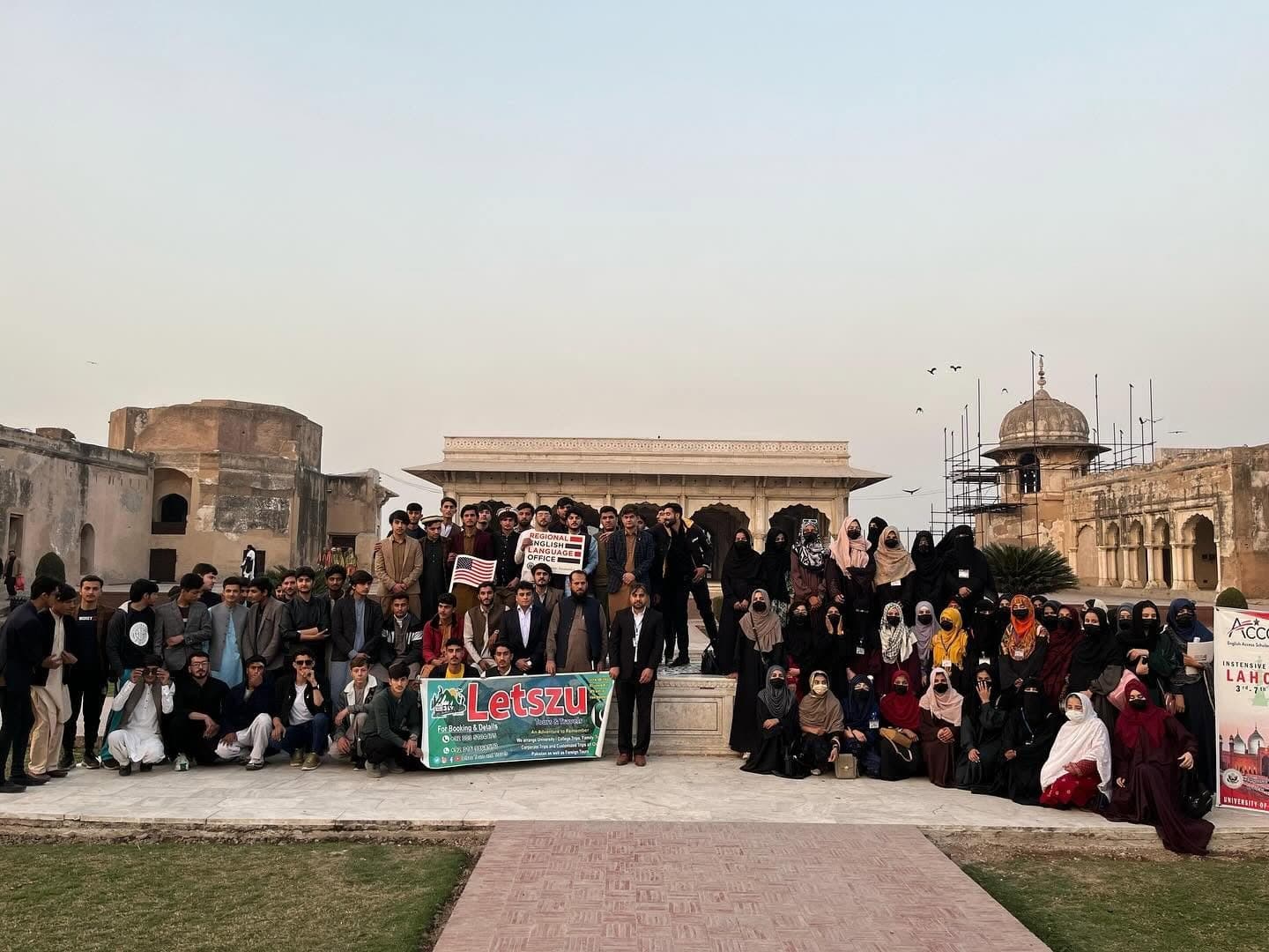 Student tour at Lahore Fort